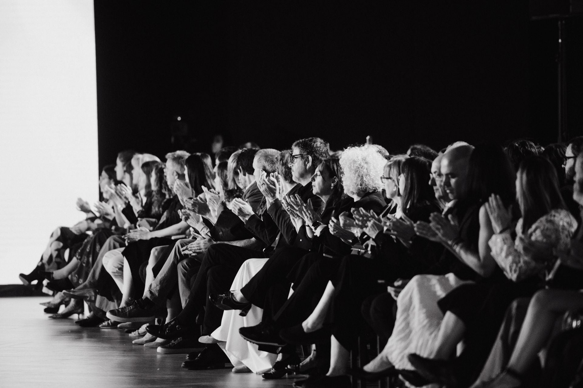El desfile 30 aniversario de Loreak Mendian