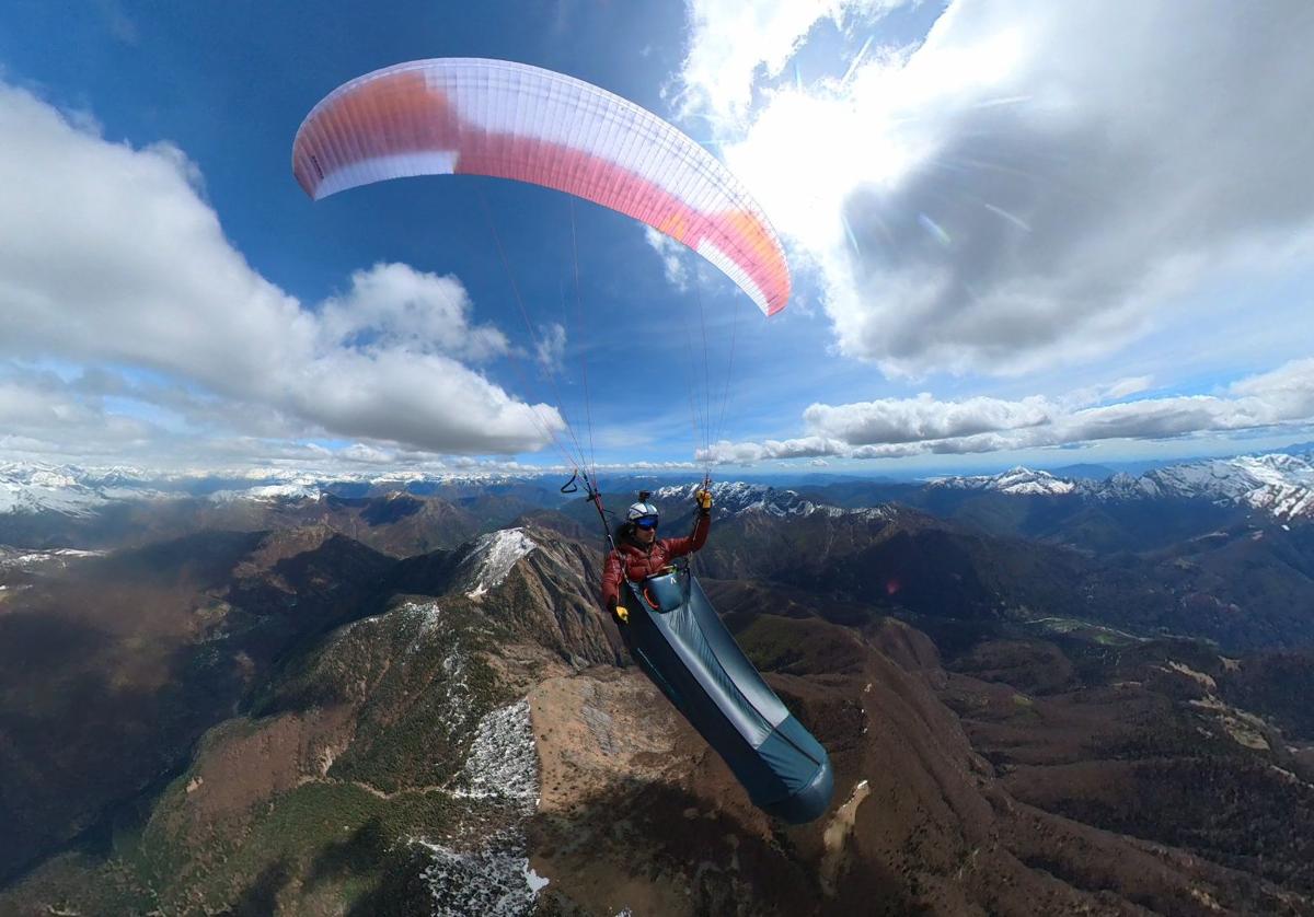 El zegamarra Mattin Iñíguez desafía a los Alpes en la Red Bull X-Alps