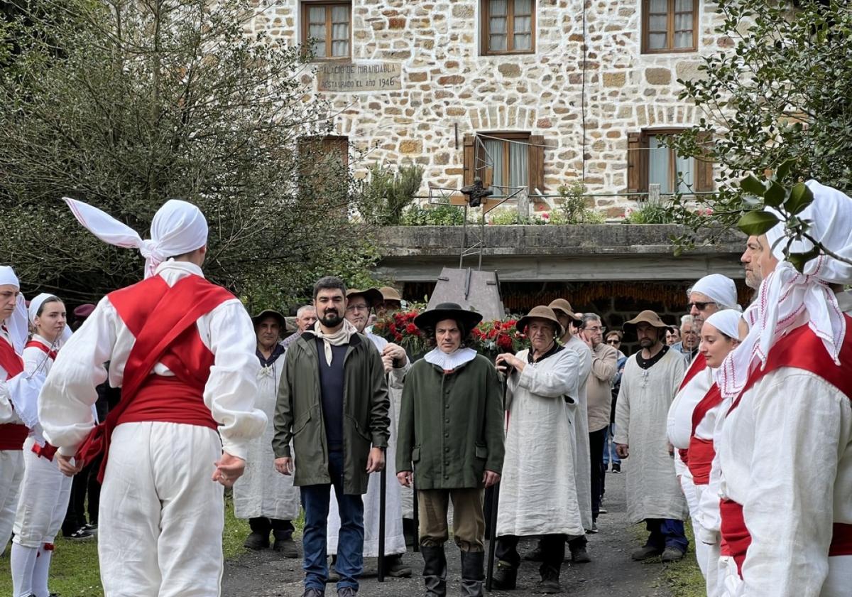 La Cruz de Mirandaola vuelve al lugar donde apareció en 1580