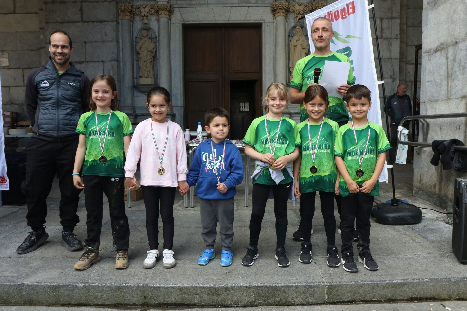 Elgoibar disfruta con la fiesta del montañismo