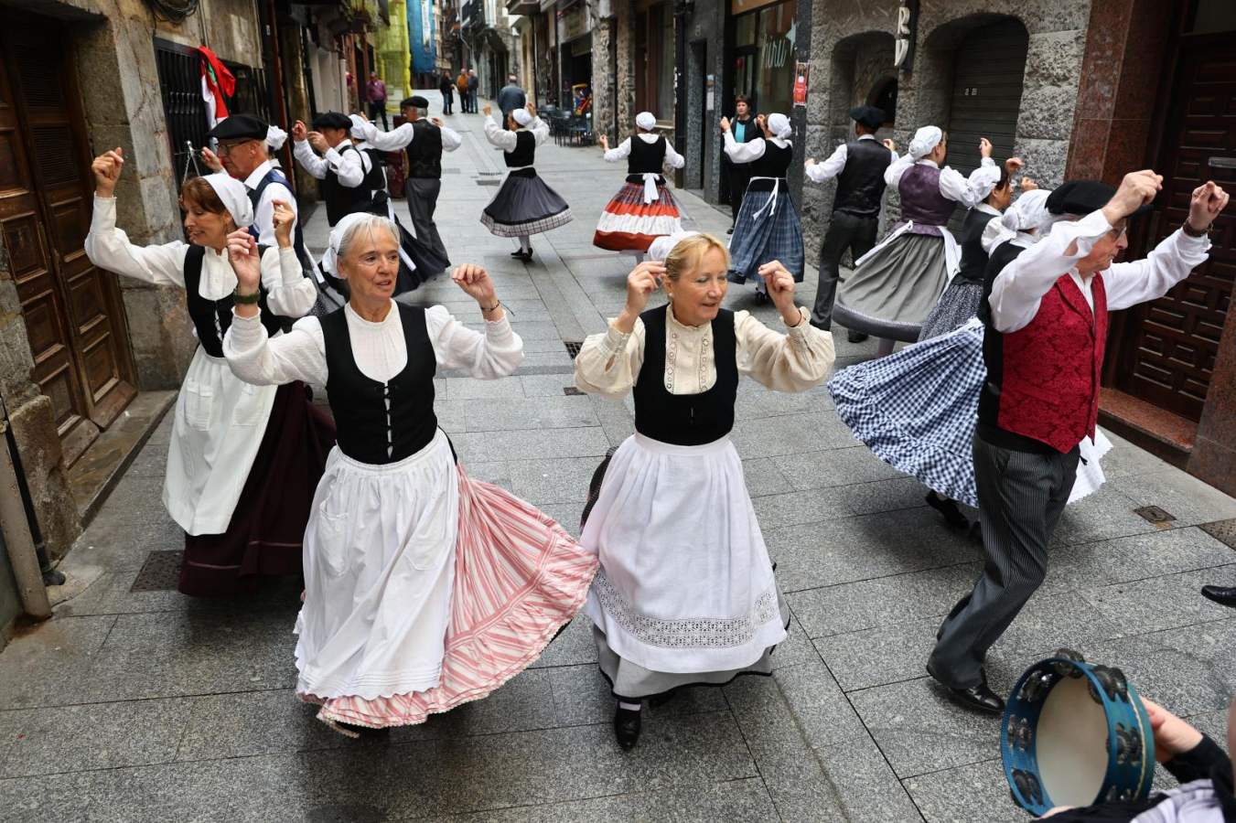 Gran fiesta de Dantzari Astea en Hernani