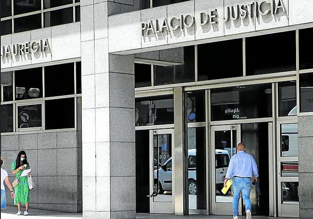 Exterior del Palacio de Justicia de Bilbao.