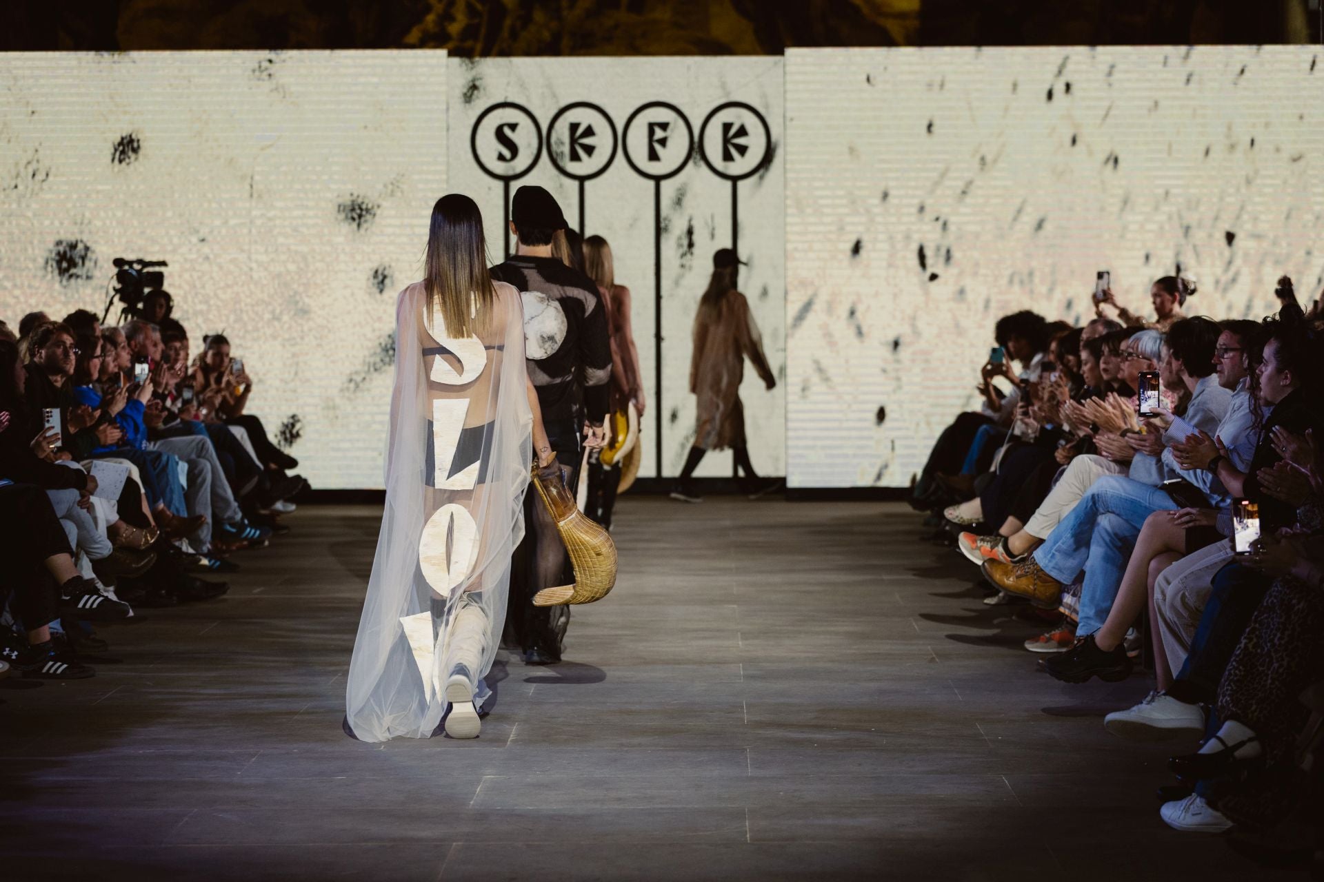 El desfile y el photocall de SKFK en imágenes