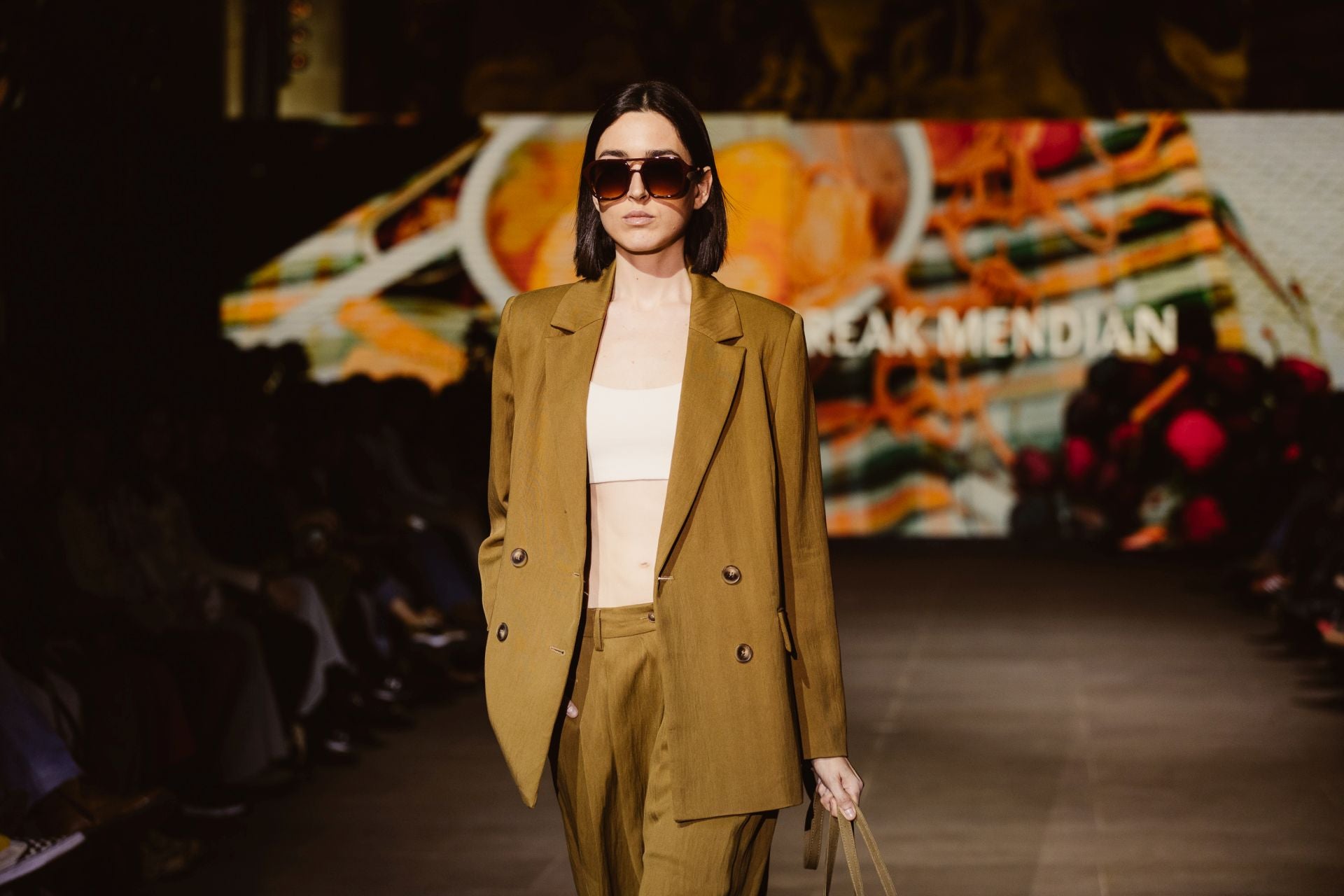 Las imágenes del desfile de Loreak Mendian en San Telmo