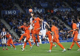 «Momento crítico, la era Imanol está acabando de una forma muy triste...»