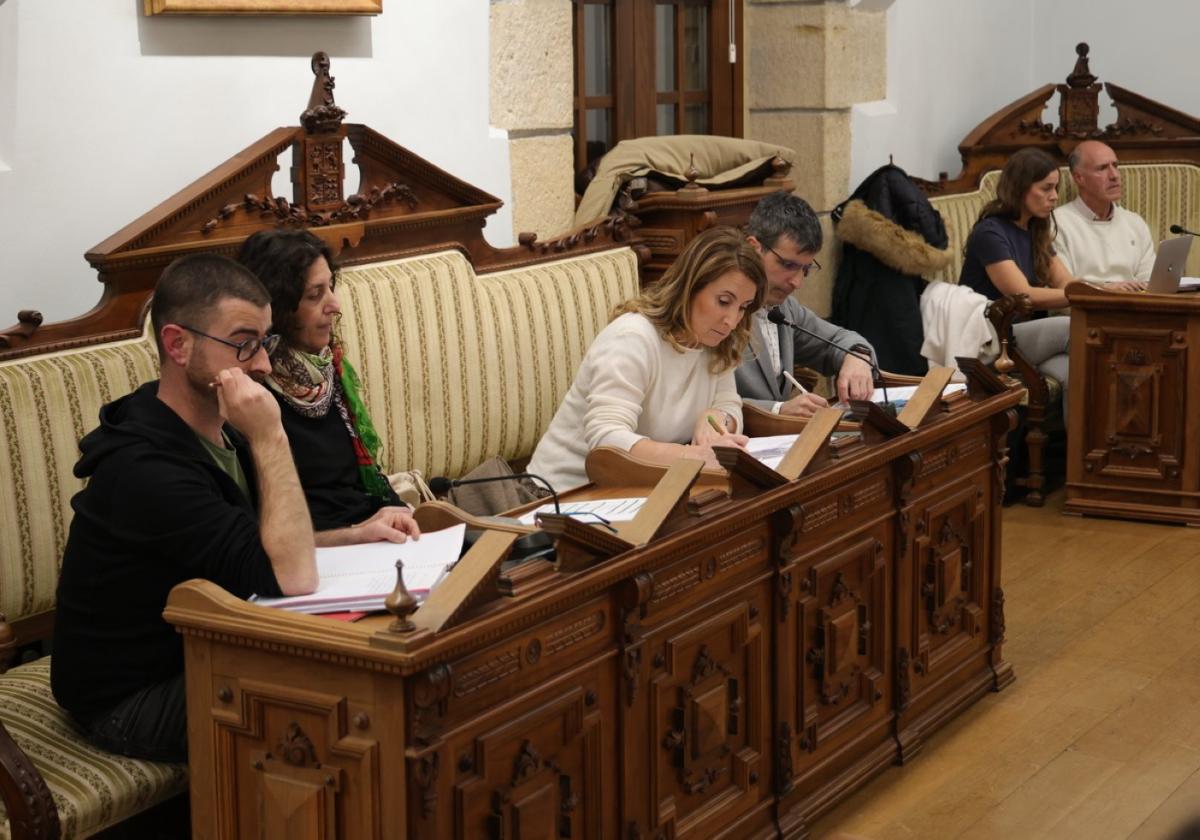 Concejales de EAJ-PNV durante la celebración de un pleno municipal.