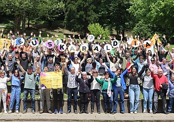 200dik gora entitate Euskaraldian, gaurtik