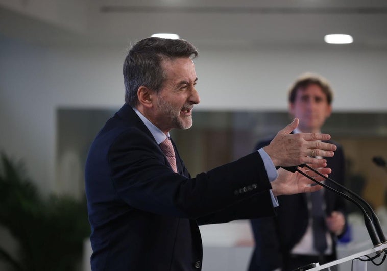 Josu Jon Imaz, en un momento de su intervención en el Foro Empresarial de Gipuzkoa.