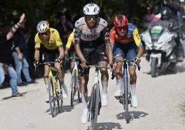 Del Toro, con Van Aert detrás, dominó la etapa.