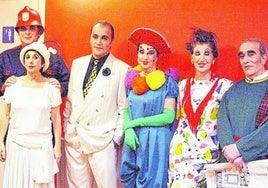 Ángel Sánchez, Mari Carmen Oihaneder, Teresa Pro, Esther Remiro y Paco Sagarzazu ya interpretaron 'La cantante calva'.