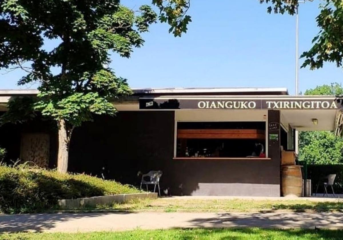 El Ayuntamiento saca a concurso la adjudicación del chiringuito de Oiangu