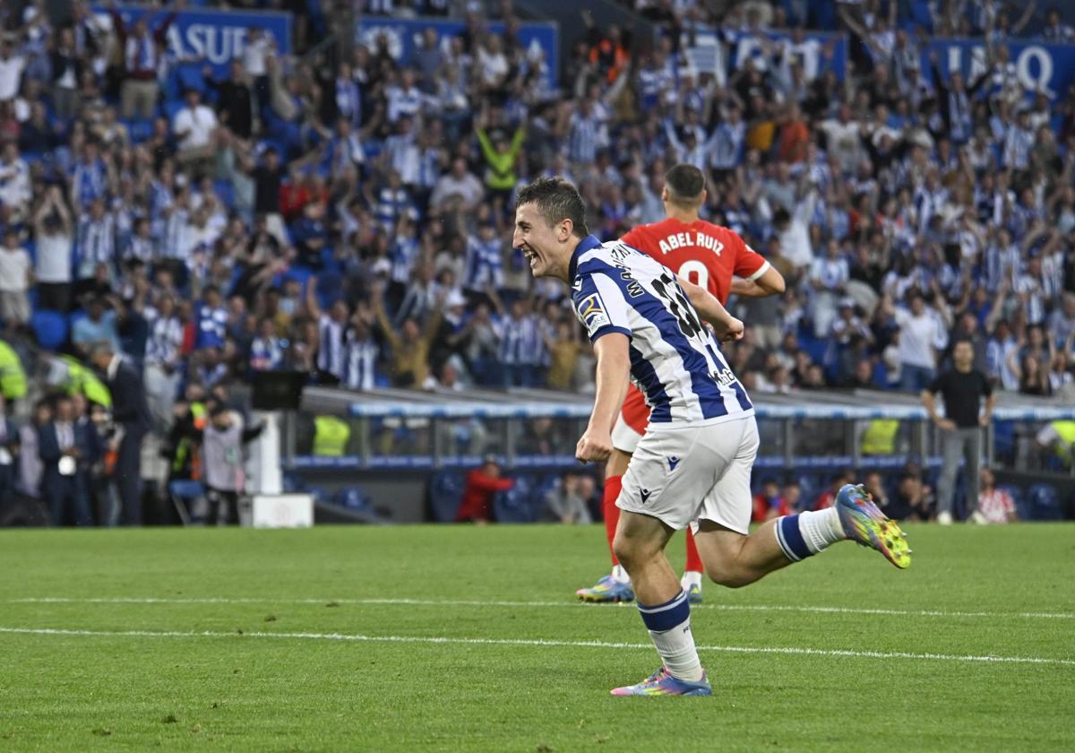 Mariezkurrena celebra el 3-2 anotado el domingo en Anoeta.