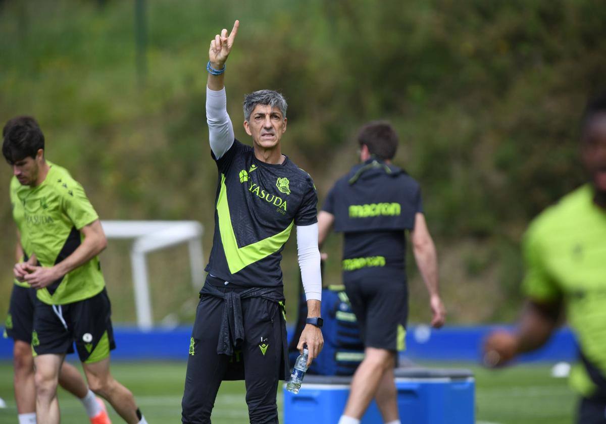 Imanol Alguacil, en un entrenamiento de la Real de la pasada semana.