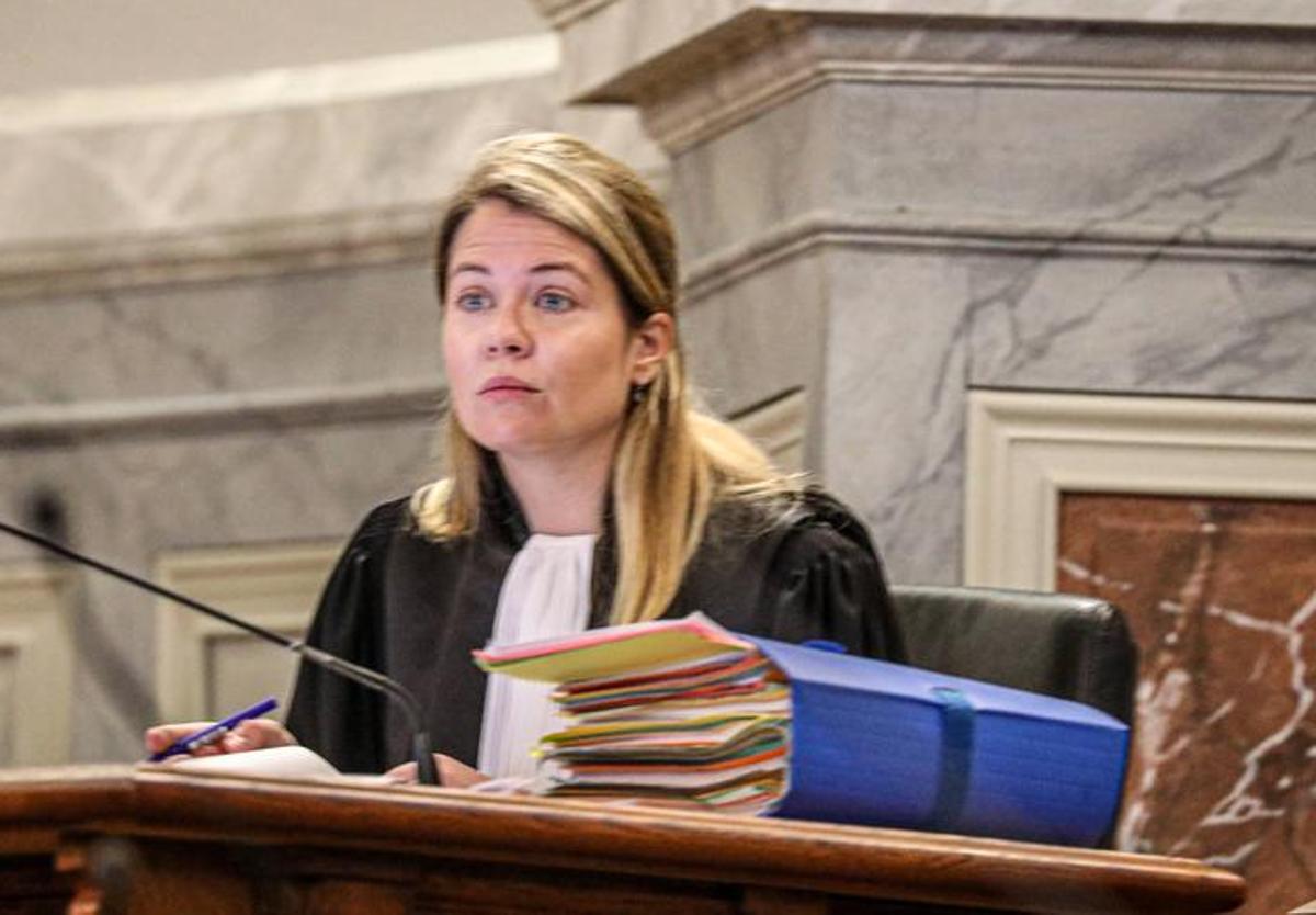 La pena impuesta está en línea con la solicitada por la Procuradora General de la República, Amandine Boyer.