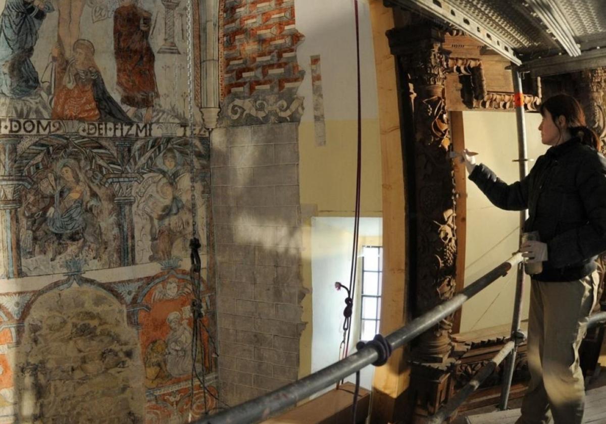 Una restauración en la iglesia de Bachicabo.