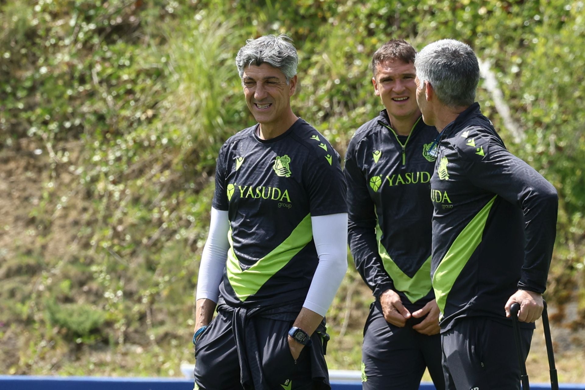 Imanol se lleva las collejas en su último entrenamiento al frente de la Real