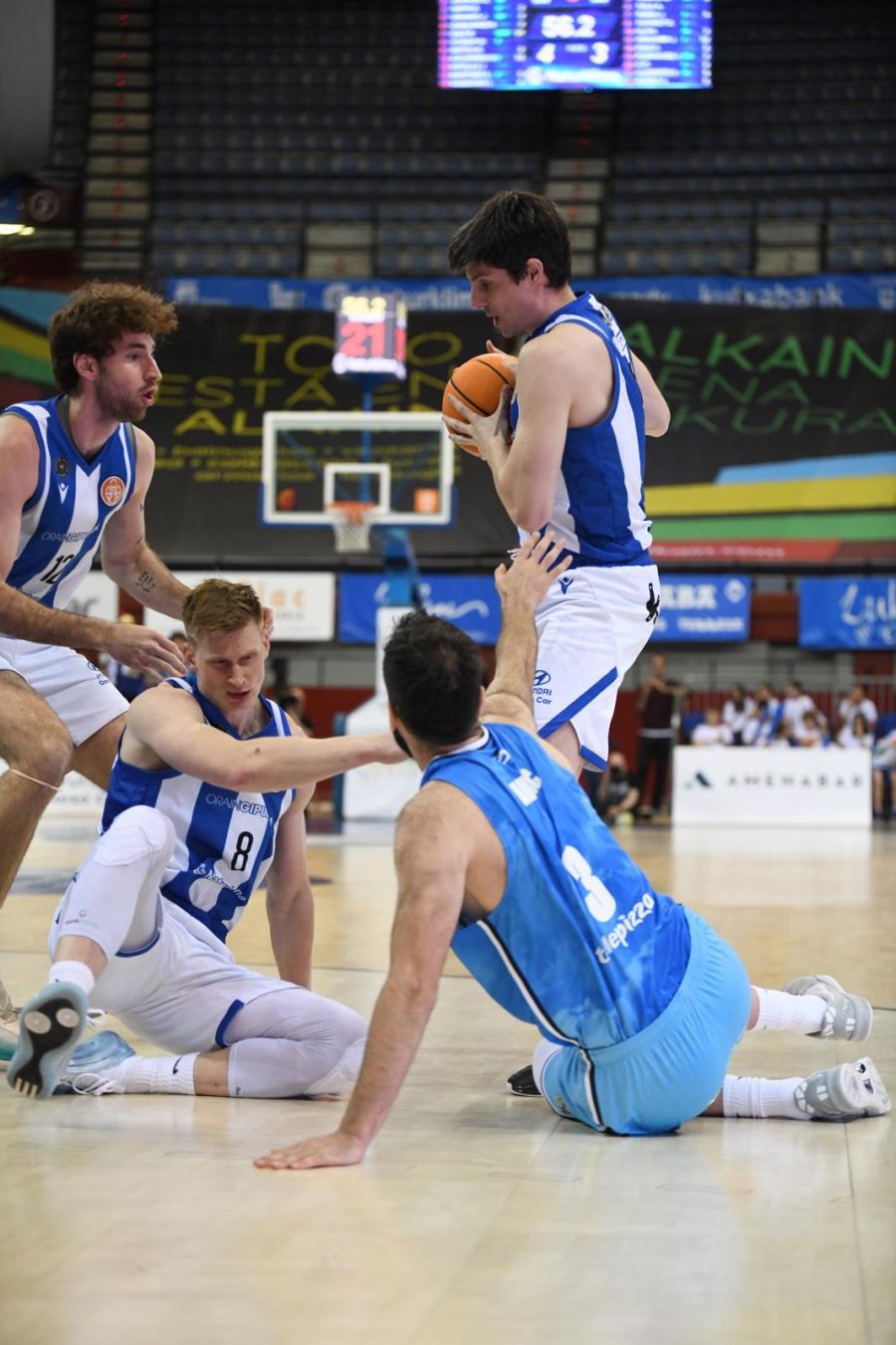 GBC 68 - Estudiantes 72