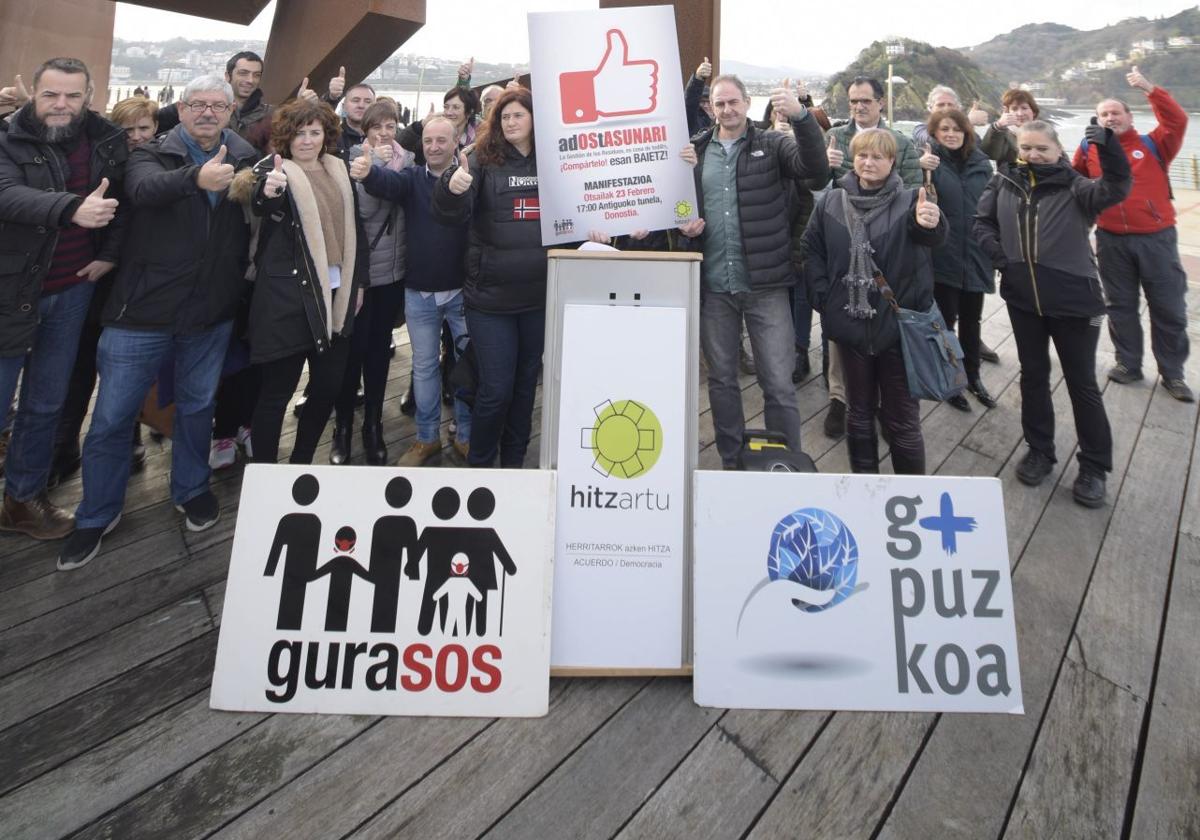 Protesta de la plataforma GuraSOS contra la incineradora de Zubieta.