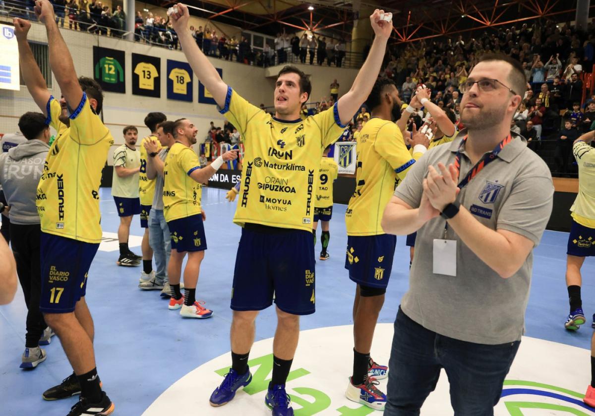 El Irudek Bidasoa Irun tendrá algo que celebrar si gana esta tarde al Logroño.