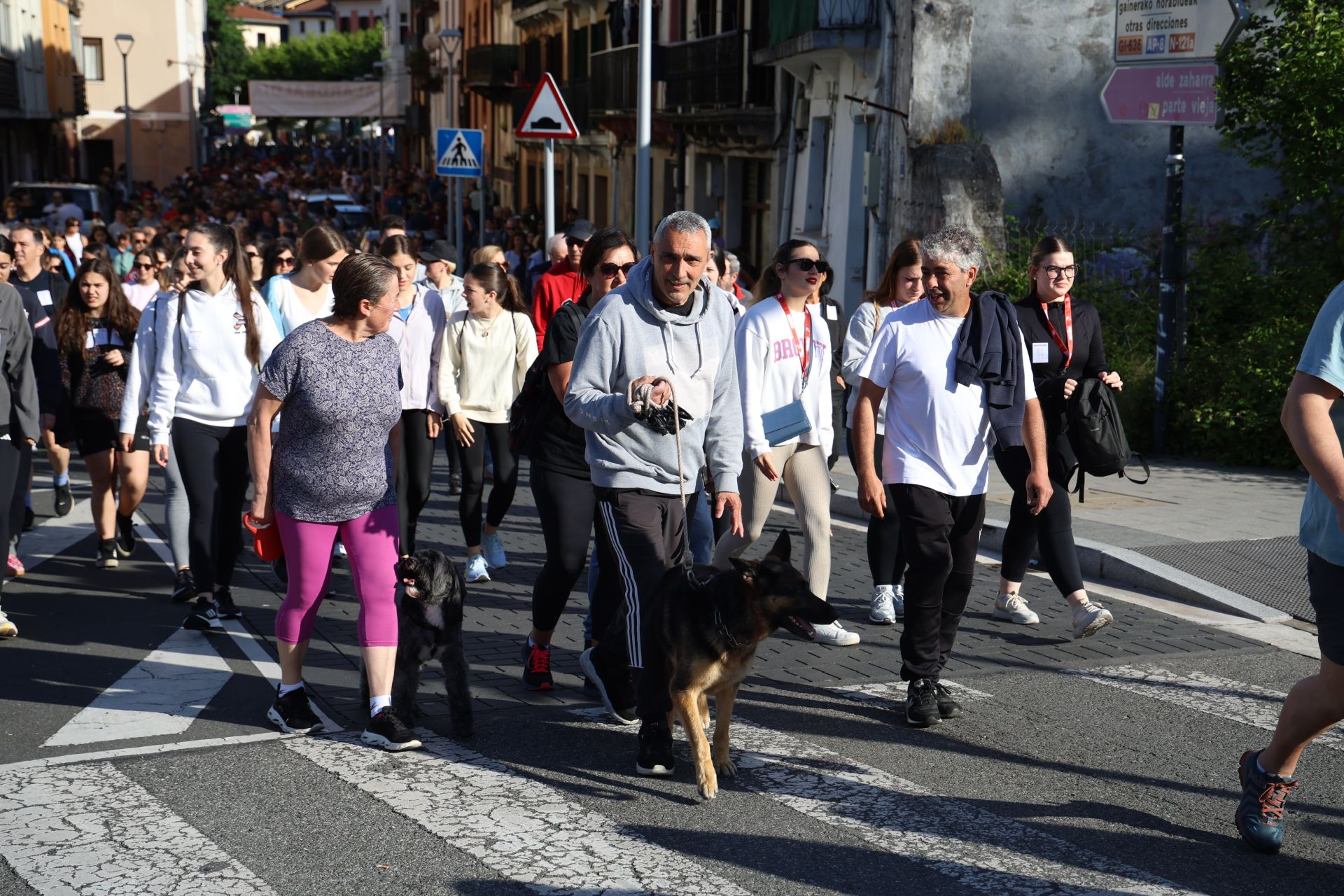 Gran ambiente en el Alardealdia