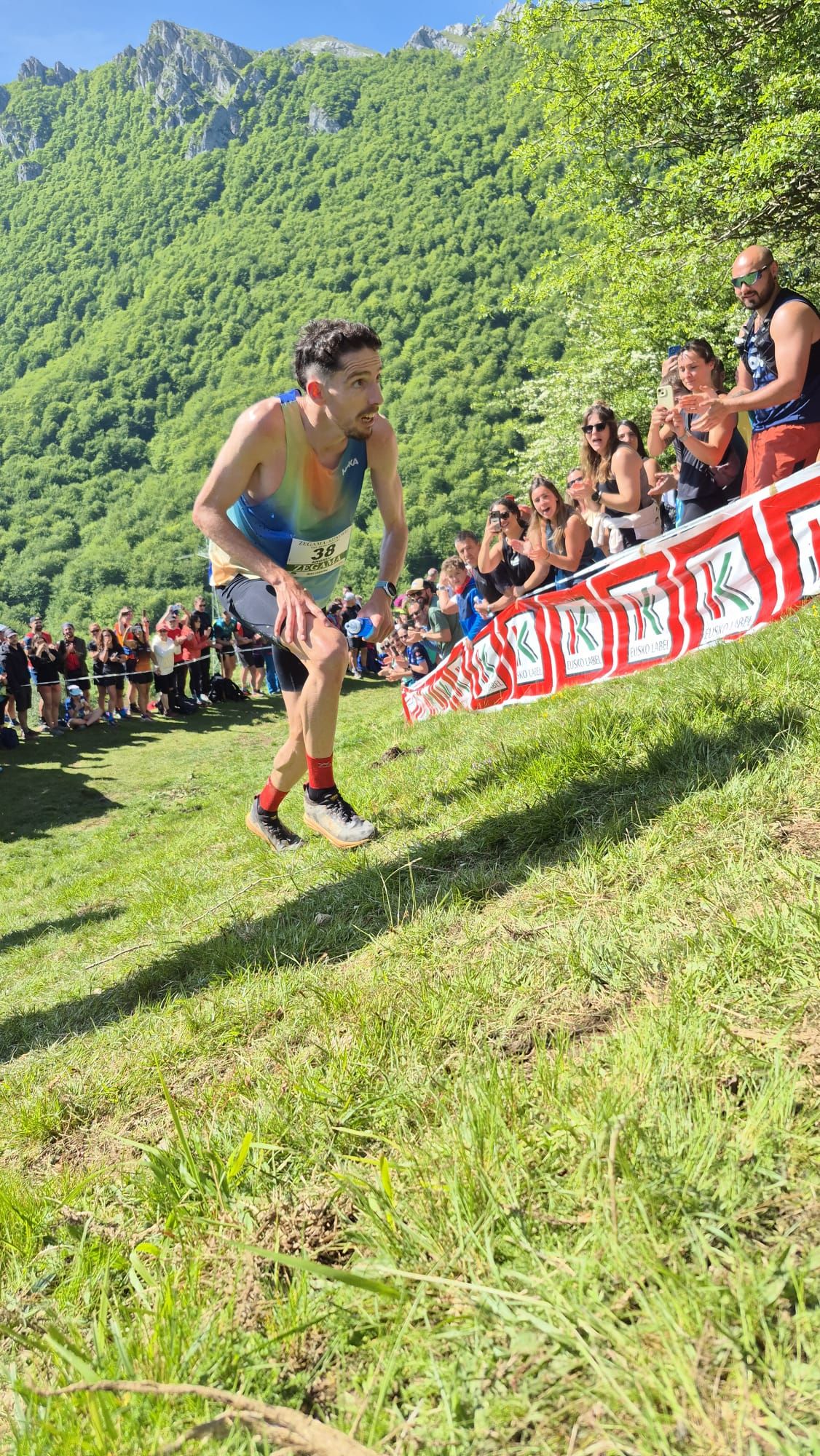 Los corredores, a su paso por Sancti Spiritu