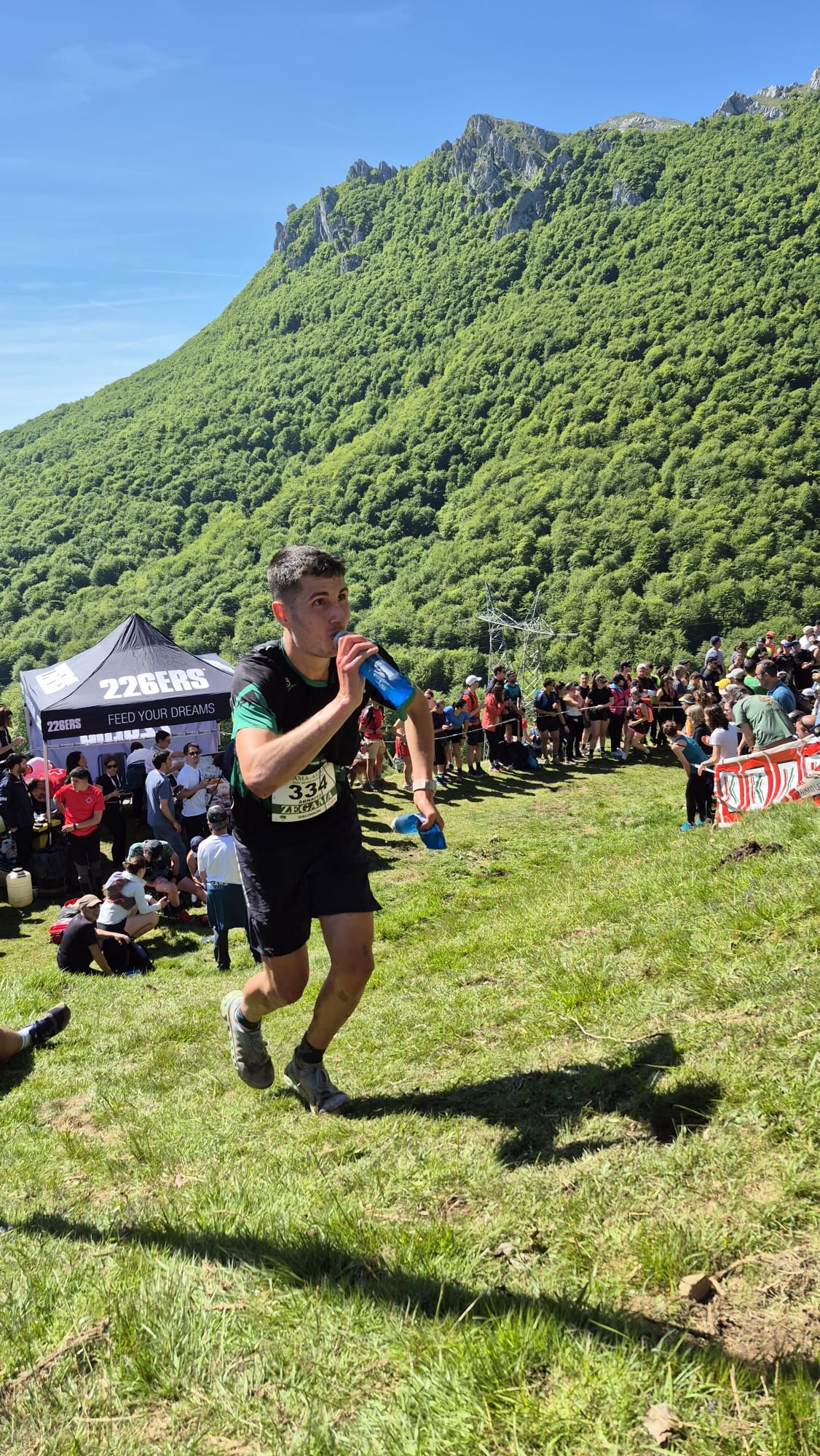 Los corredores, a su paso por Sancti Spiritu