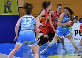 Remenova, en un partido con el Cadi la Seu.