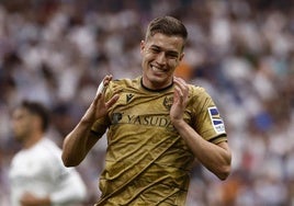 La defensa de Aperribay a Sucic: «No he visto un jugador con más ganas de triunfar en la Real Sociedad que Luka»