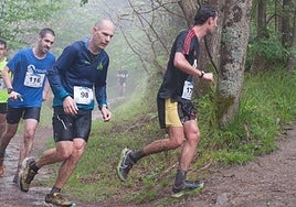 Joan den urteko edizioan eguraldiak ez zuen bat ere lagundu; ea biharkoan eguraldi hobea duten.