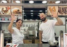 Héctor y su madre Yolanda se despiden hoy de Zumarraga y Urretxu hasta la llegada del invierno.