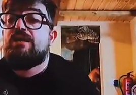 Momento de la entrevista en directo con Alfonso Ortega, conocido como Cocituber.