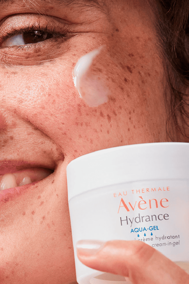 Crema hidratante ligera.