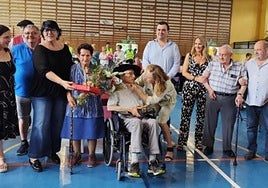 Homenaje a 	530 jubilados 	en Musakola