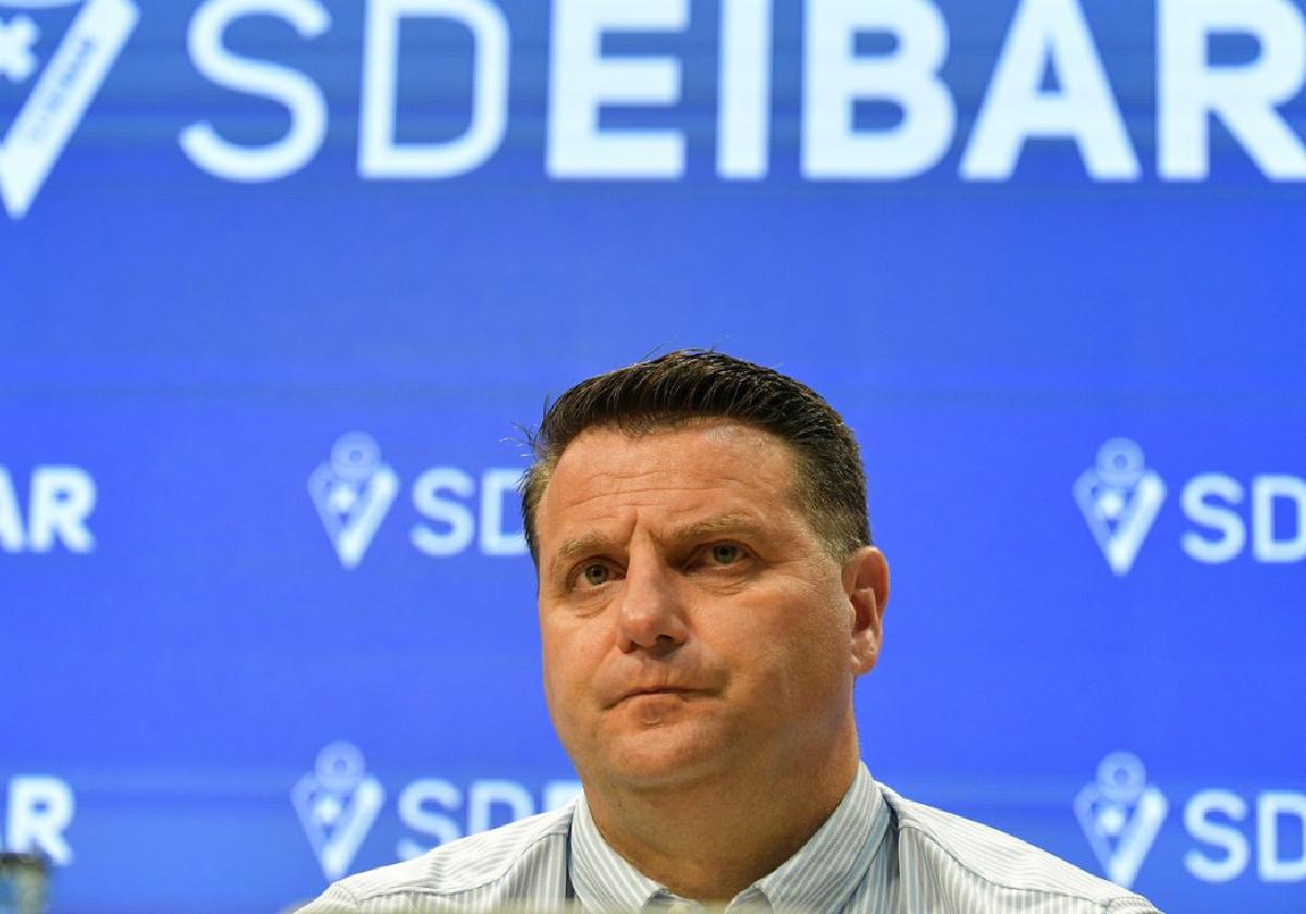 «Tenemos que reajustar la gestión del club»