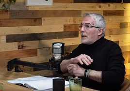 El presentador David Cantero se sincera: «Oficialmente era un bastardo y mi padre huyó a África»