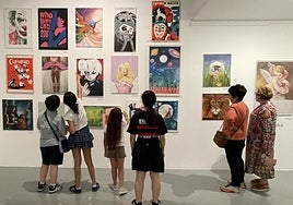 La tradicional exposición de las Escuelas de Dibujo y Cerámica dan a conocer las habilidades y la alta creatividad de su alumnado.