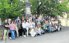 Los comerciantes de Bi-Tartean que participaron en el acto.