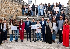 Ziurtagiriak lortu arren, bi ikastetxeak etorkizun eta mundu jasangarriagoa eraikitzeko lanean jarraituko dute.