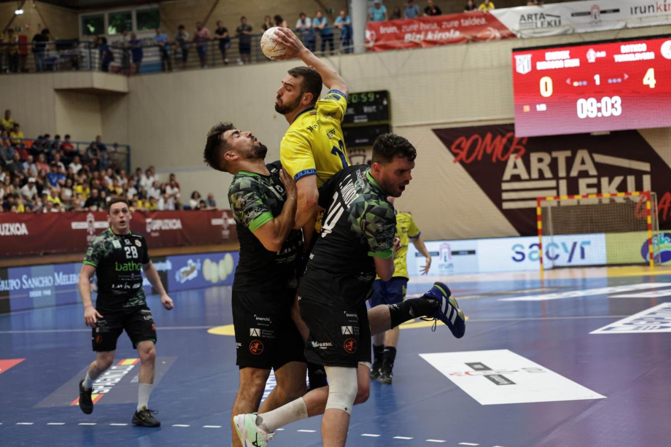 Bidasoa-Irun 31 - Torrelavega 28