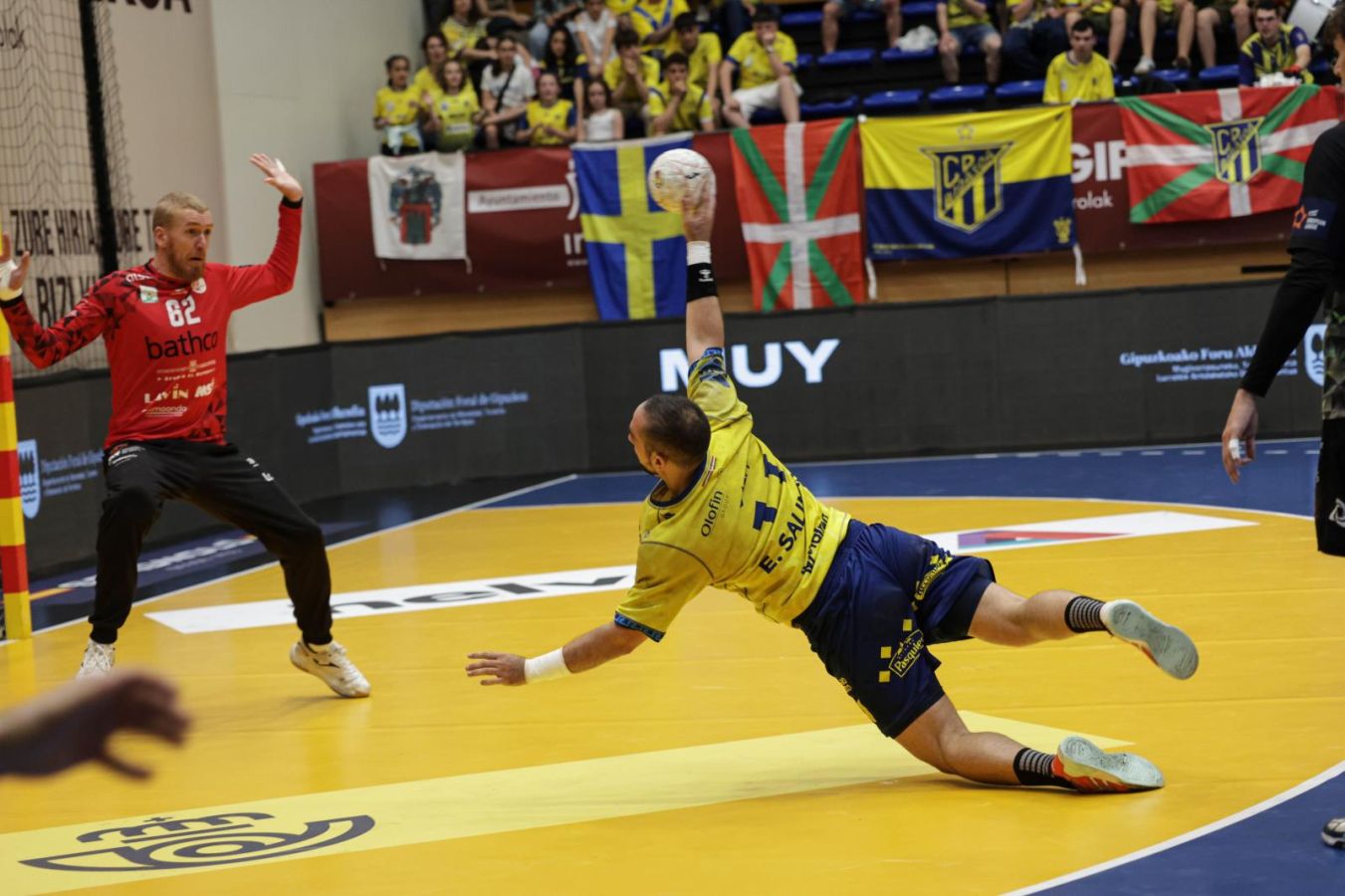 Bidasoa-Irun 31 - Torrelavega 28