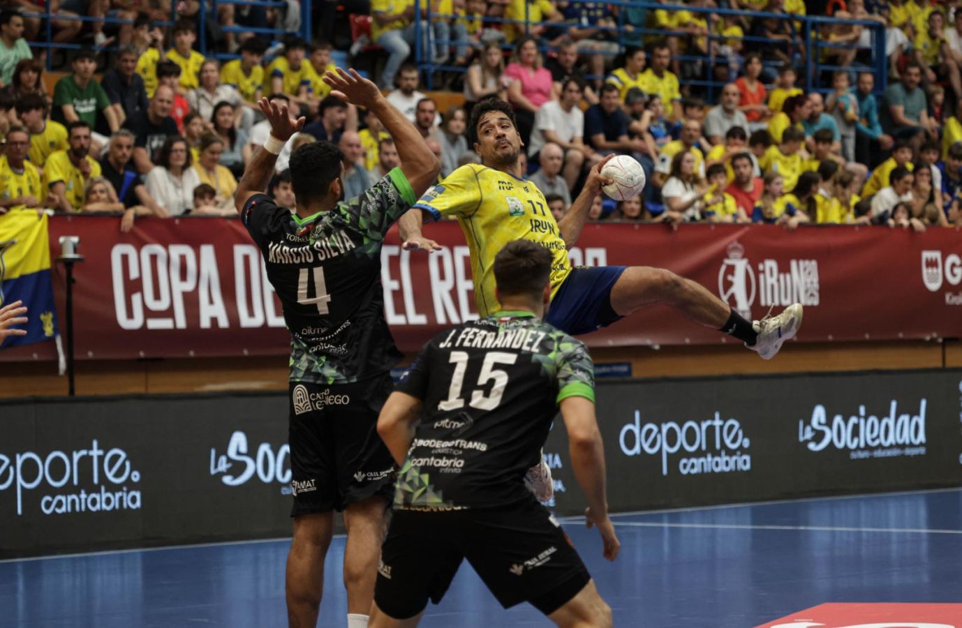 Bidasoa-Irun 31 - Torrelavega 28