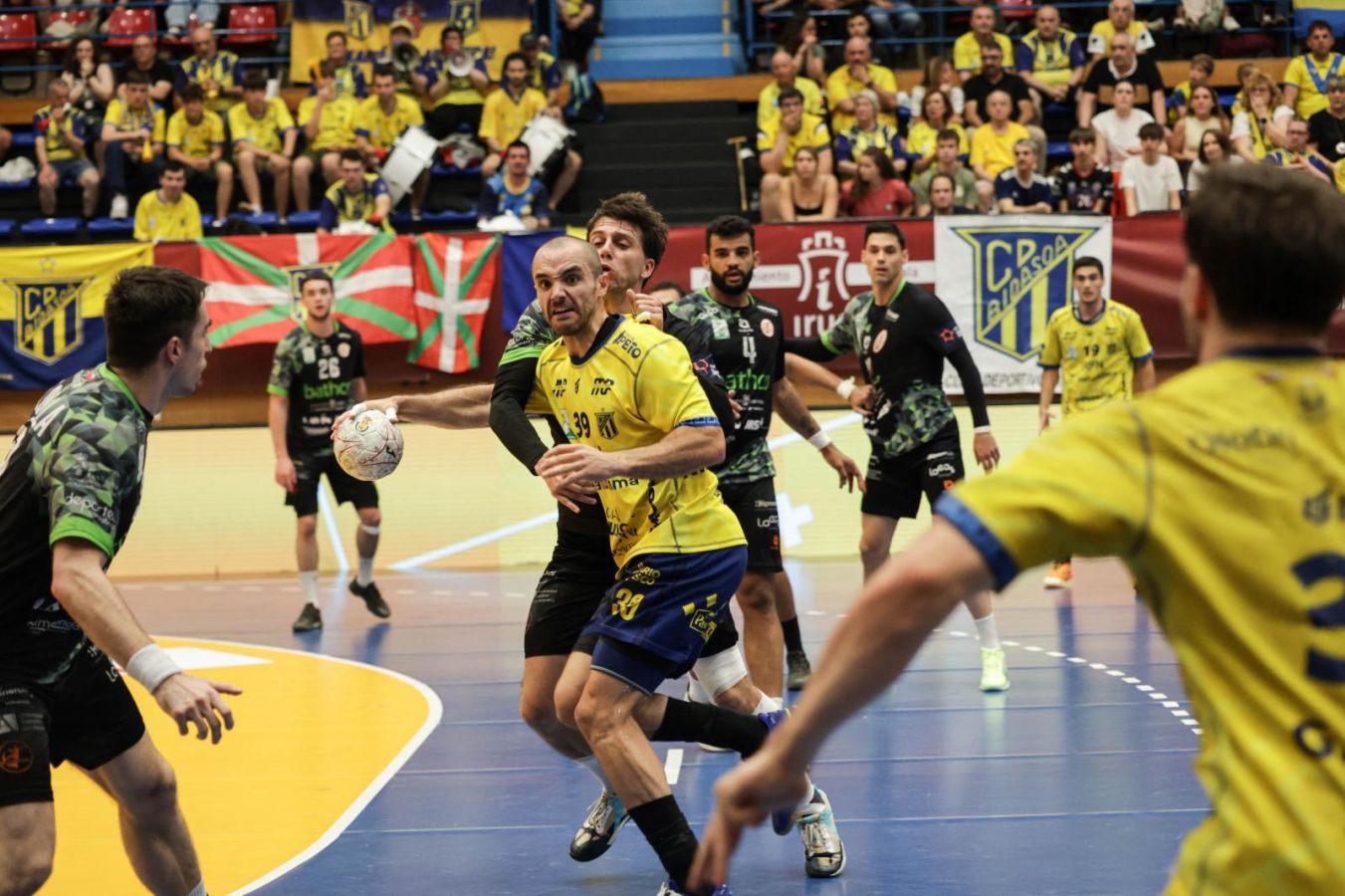 Bidasoa-Irun 31 - Torrelavega 28