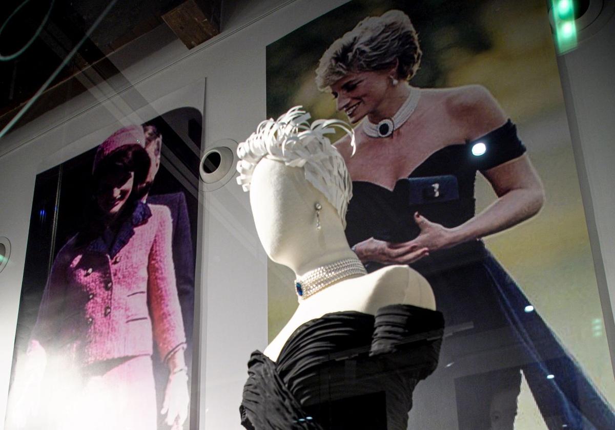 Las mejores imágenes de la exposición sobre &#039;influencers&#039; en Errenteria
