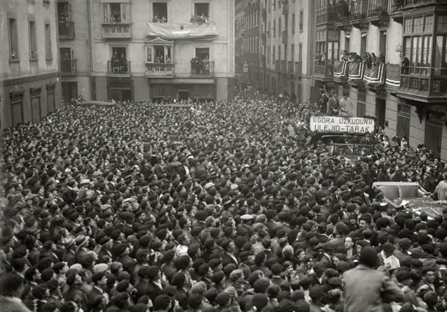 Recibimiento en San Sebastián a Paulino Uzcudun, proclamado campeón de Europa de boxeo por segunda vez en 1928.