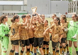 El complejo deportivo de Michelín acogió este pasado fin de semana el torneo alevín femenino del Texas que ganó la Real Sociedad.