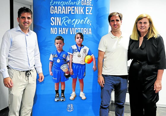 Representantes institucionales y federativos, este miércoles en Donostia.