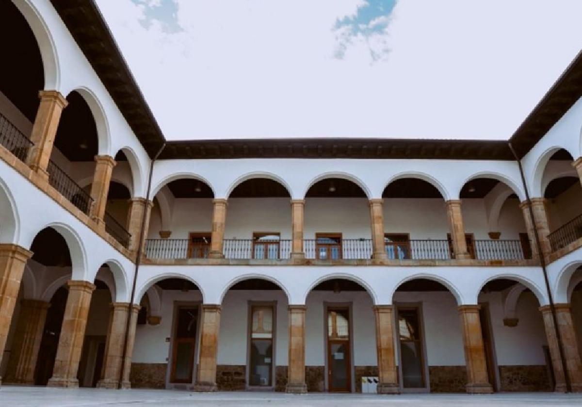 El edificio, construido en el siglo XVII, ha contado con un plan de renovación progresivo.