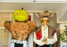 Sagarra eta Akerra, aurtengo festetako protagonistak.