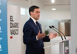 El lehendakari insta a PSOE y PP a «acabar con la actual dinámica de puentes rotos e iniciar una nueva etapa de relación política»
