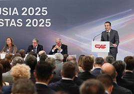 Javier Martínez Ojinaga, consejero delegado de CAF, durante su intervención.